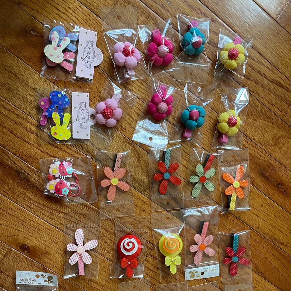 Girls hair clips